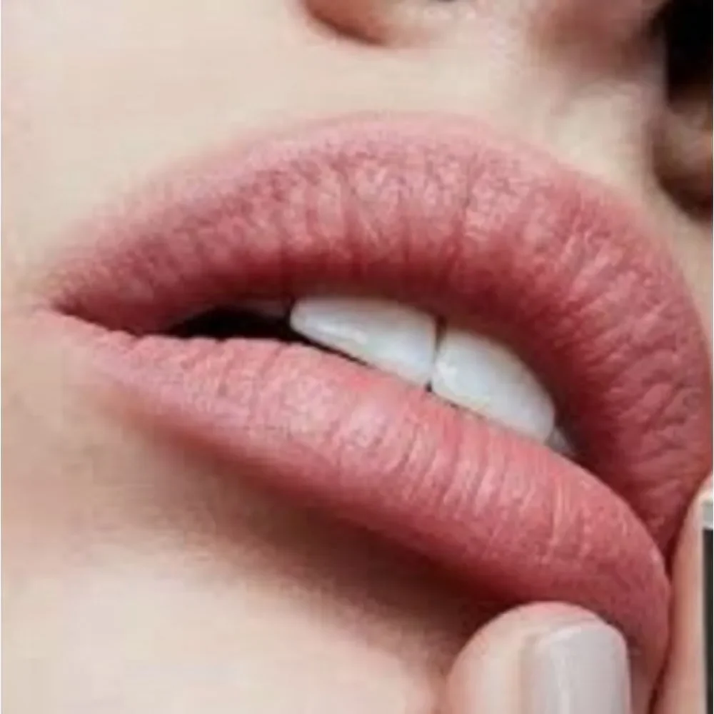 Mac Cosmetics Powder Kiss Lipstick